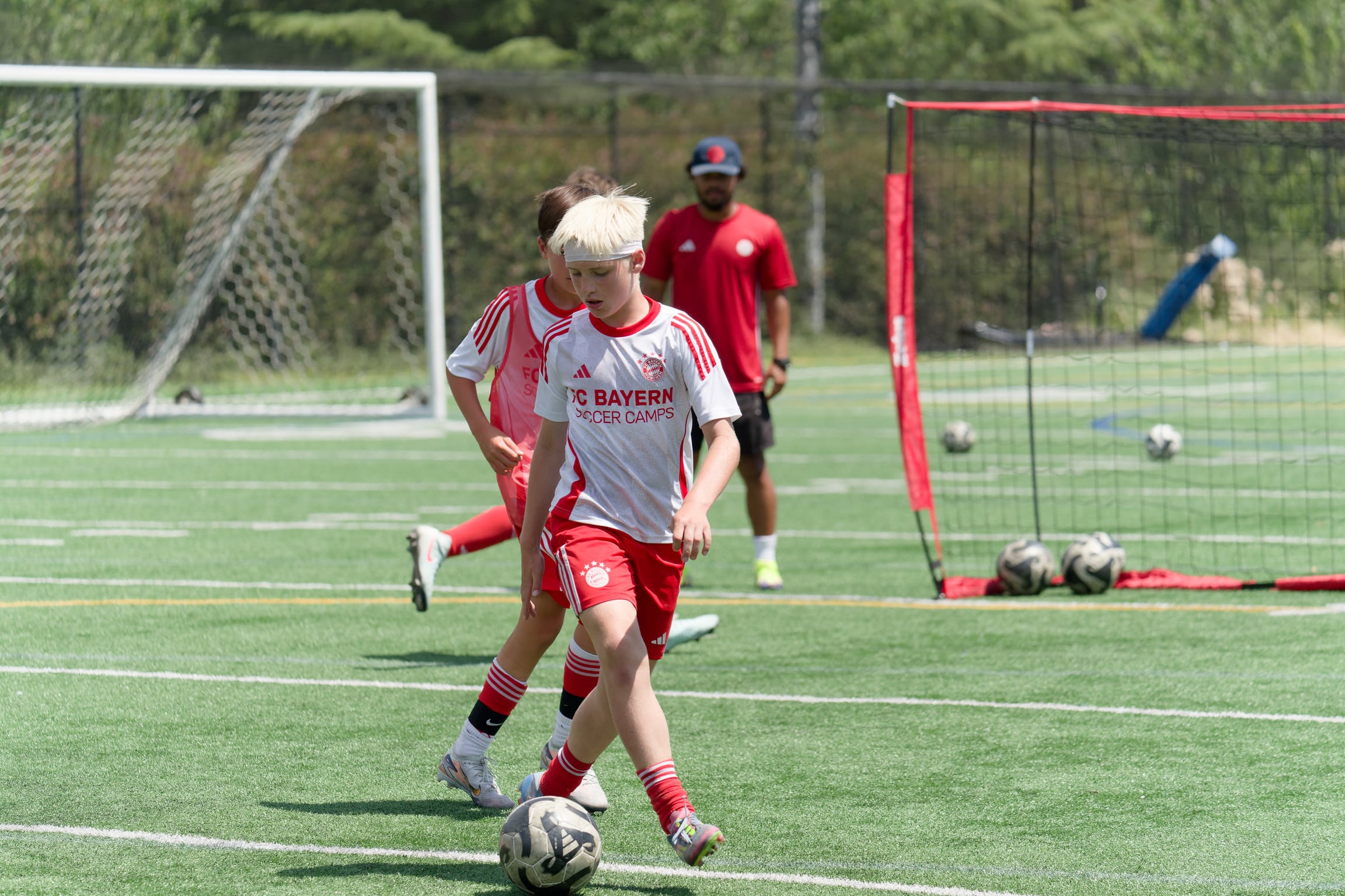How to understand tactical and team work in soccer